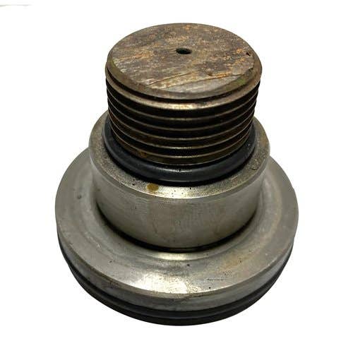 Used Cutterbar Idler Hub fits John Deere R400 R500 500R 990 994 995 730 735 830 835 916 920 925 926 930 935 936 945 946 955 956 990 535 625 FH312224 Used Cutterbar Idler Hub fits John Deere R400 R500 500R 990 994 995 730 735 830 835 916 920 925 926 930 935 936 945 946 955 956 990 535 625 FH312224