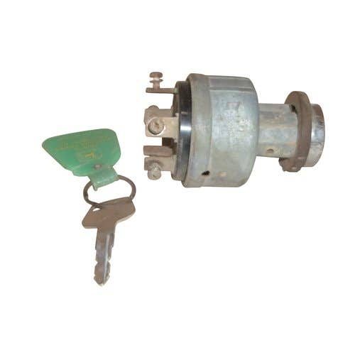448700 | Ignition Switch | John Deere 650 650 750 750 850 850 900 950 950 1050 1050 1250 1450 1650 1650 |  |  CH11696 | IS-52110 | 194322-52110 | 194155-52110
