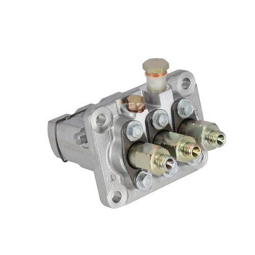 175201 | Injection Pump Assembly | Kioti CK27 CK30 CK35 DK35 DS3510 LK3054 LK3504 |  | E5800-51016 | E5800-51011