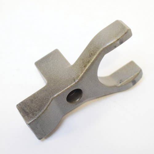 435238 | Injector Clamp | John Deere 744H 744H 6081H 6125 9100 9200 9300 9300 9300T 9400 9400T |  | R116054