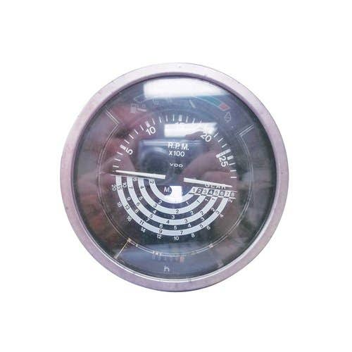 421707 | Instrument Gauge Cluster | John Deere 940 1040 1140 1640 1840 2040 2140 2150 2155 2240 2255 2350 2355 2440 2550 2555 2640 2750 2755 2940 2950 3040 3140 |  | AL31829