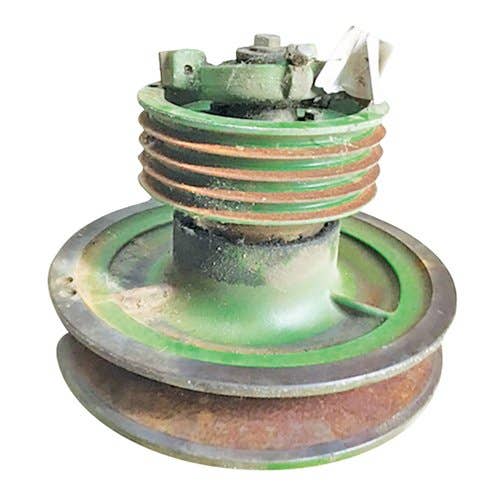 400626 | Intermediate Cylinder Drive Assembly | John Deere 9400 9410 9450 9500 9501 9510 9550 9560 9600 9610 9650 9660 |  | AH141973 | H115596 | H115599 | H125530 | H144038 | H145955 | H148241