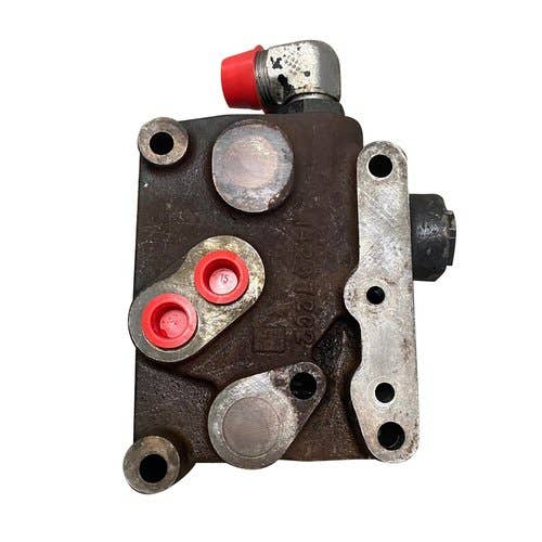 448425 | Priority Valve | International | Farmall | IH 5088 5288 5488 7288 7488 |  | 142657C92 | 142657C91