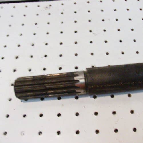 434305 | IPTO Drive Shaft | International | Farmall | IH Hydro 100 706 766 786 826 856 886 966 986 1066 1086 1206 1456 1466 1468 1486 2706 2826 2856 3088 3288 3388 3688 6388 21206 21456 |  | 65357C1 | 380103R21