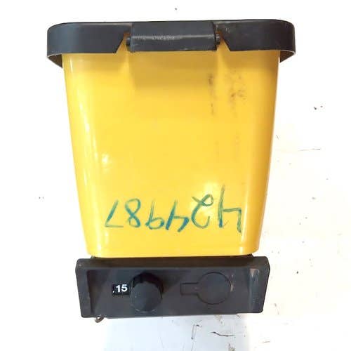 Used Insecticide Hopper Assembly W/Lid fits John Deere DB44 DB58 DB80 DB120 1705 1715 1720 1745 1750 1755 1765 1765NT 1770NT 1775NT A144236 A58499 Used Insecticide Hopper Assembly W/Lid fits John Deere DB44 DB58 DB80 DB120 1705 1715 1720 1745 1750 1755 1765 1765NT 1770NT 1775NT A144236 A58499