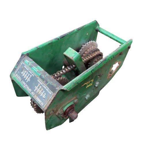 421417 | Fertilizer Transmission Assembly | John Deere 1700 1750 1770 7200 |  | AA36457 | AA31693 |   |  AA31694