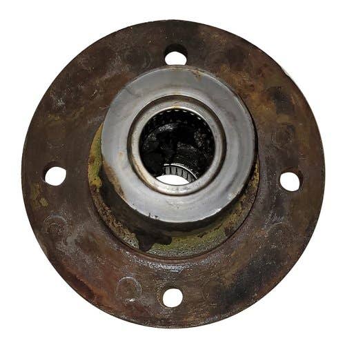 Used Hub fits John Deere 660 670 671 AE10130 E17188 Used Hub fits John Deere 660 670 671 AE10130 E17188