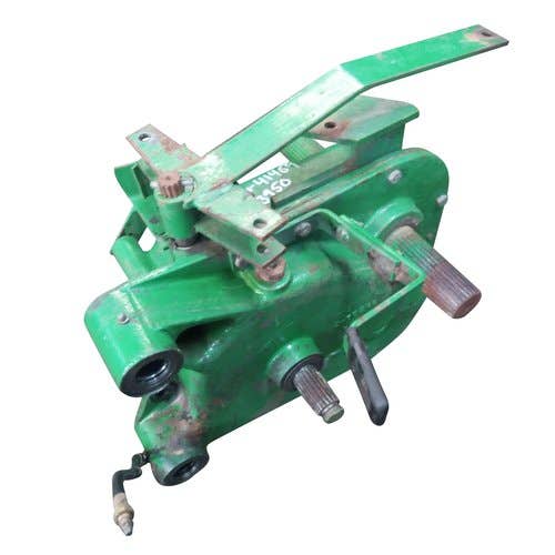 425278 | Reversing Feed Roll Gear Box Assembly | John Deere 3950 3970 |  | AE38677 | E66611 |  E73289   |  AE44867 |  AE37066 |  E62477