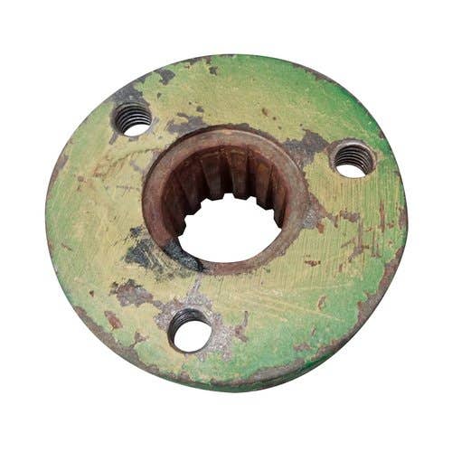 425276 | Fan Drive Hub | John Deere 3940 3950 3955 3960 3970 |  | AFH205795 | E97860