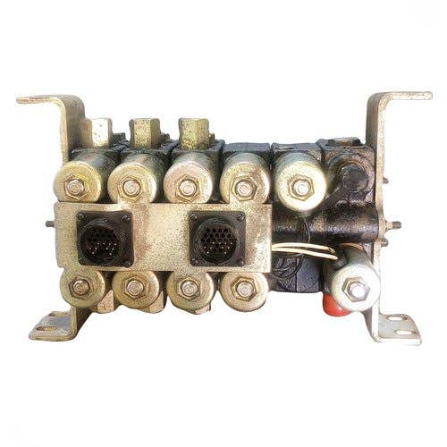 408675 | Six Stack Solenoid Control Valve Module Assembly | John Deere 9660 STS |  | AH204318 | AH161526 | AH169129 | AH161531 | AH164450