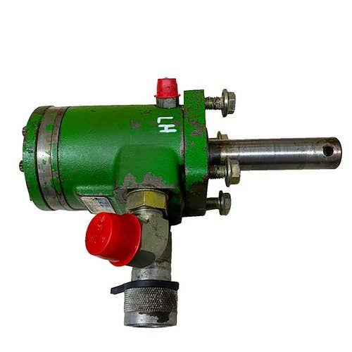 Used Orbital Hydraulic Motor Left Hand fits John Deere 9770 STS AH221227 Used Orbital Hydraulic Motor Left Hand fits John Deere 9770 STS AH221227