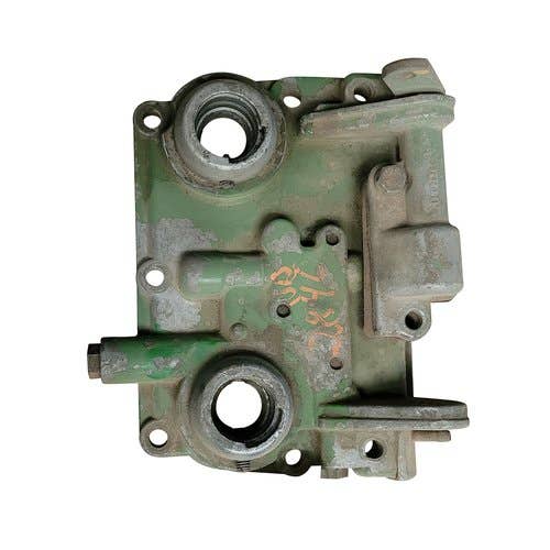 Used Shifter Cover fits John Deere 2240 2840 3030 3130 AL23100 T25393 R58768 Used Shifter Cover fits John Deere 2240 2840 3030 3130 AL23100 T25393 R58768