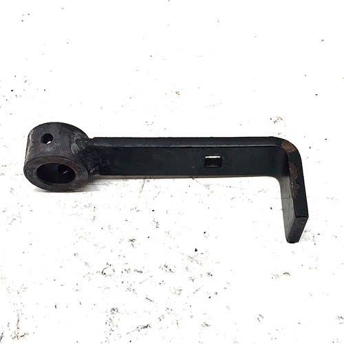 411122 | Reverse Speed Control Arm | John Deere 655 755 755 756 855 855 856 856 955 |  | AM102065