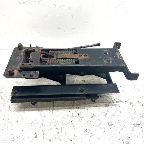 419757 | Seat Suspension | John Deere 655 755 855 |  | AM105089