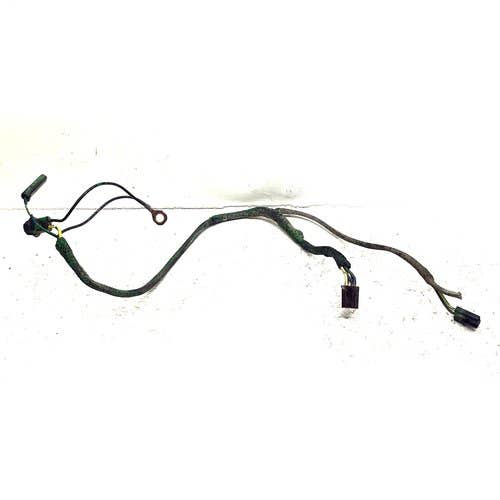 Used Rear Light Wiring Harness fits John Deere 655 755 855 AM105093 Used Rear Light Wiring Harness fits John Deere 655 755 855 AM105093
