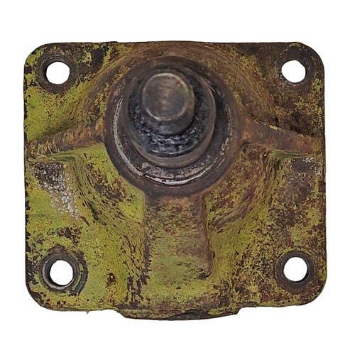 411606 | Spindle With Mounting Plate - Left Hand | John Deere 24T |  | AM3496E | E14623E