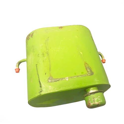 Used Hydraulic Oil Reservoir fits John Deere 6000 AN152067 Used Hydraulic Oil Reservoir fits John Deere 6000 AN152067