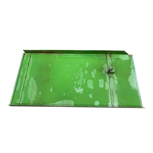 410920 | Side Door Panel | Left Hand | John Deere 6000 |  | AN152411