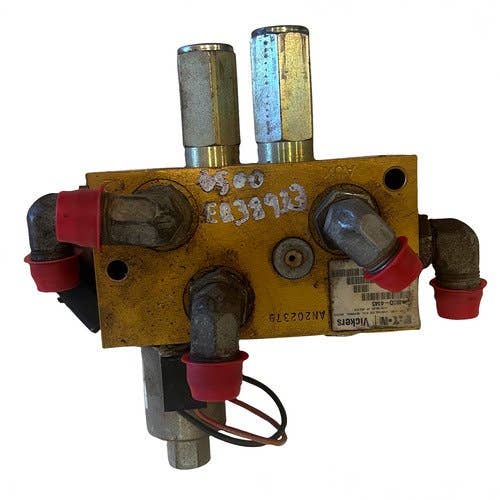 409146 | Control Valve | John Deere 6100 6500 6600 6700 |  | AN202379 | AN153658