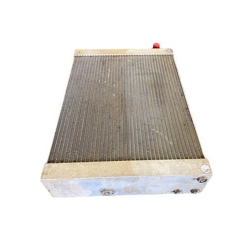 413186 | Hydraulic Oil Cooler | John Deere F4365 R4030 R4038 R4045 400R 412R |  | AN402266