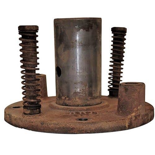 462331 | Clutch Support | John Deere 3020 |  | AR41210 | R41515