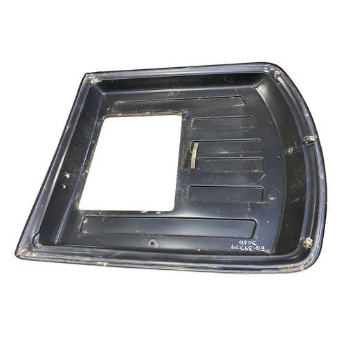 Used Cab Roof fits John Deere 1640 2040 2040S 2140 2250 2450 2650 2650N 2850 3040 3050 3140 3350 3640 3650 AR93857 Used Cab Roof fits John Deere 1640 2040 2040S 2140 2250 2450 2650 2650N 2850 3040 3050 3140 3350 3640 3650 AR93857