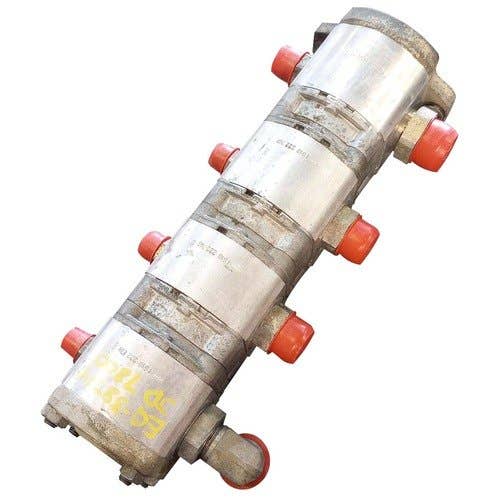 408565 | Hydraulic Pump | John Deere 7180 7200 7250 7280 7300 7350 7380 7400 7450 7480 7500 7550 7580 7700 7750 7780 7800 7850 7950 7980 |  | AXE12142 | AZ65924