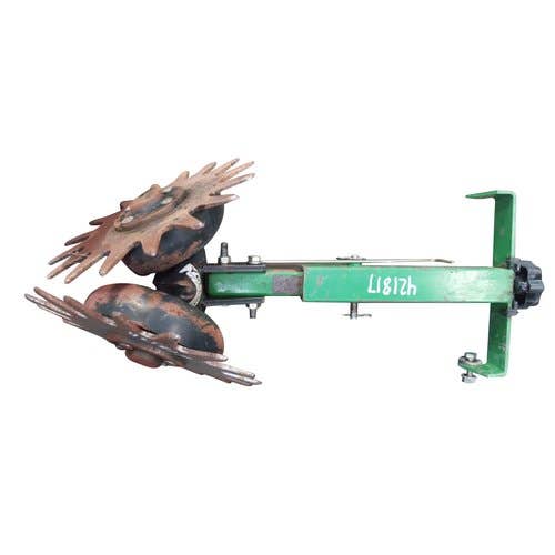 421817 | Spike Tooth Row Cleaner | John Deere 1700 1710 1725 1725NT 1740 1750 1755 1760 1760NT 1765 1765NT 1770 1770NT 7200 |  | BA32862 | 2967-081