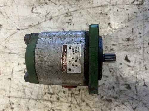 448707 | Hydraulic Pump | John Deere 1250 1450 1650 |  |  CH16636