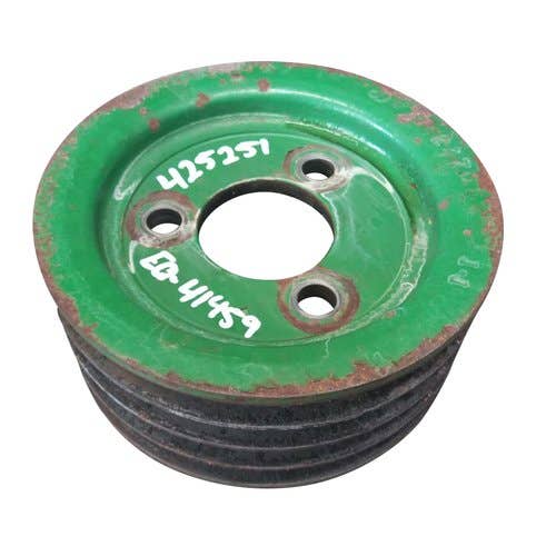 425251 | Pulley  | John Deere 3940 3950 3955 3960 3970 |  | E62370