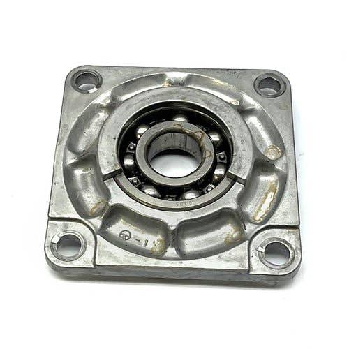 424503 | Brake Carrier | John Deere 2025R |  | LVU803029