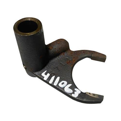 411063 | Range Shift Fork | John Deere 655 755 755 756 855 855 856 856 955 |  | M800543