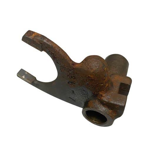 411063 | Range Shift Fork | John Deere 655 755 755 756 855 855 856 856 955 |  | M800543