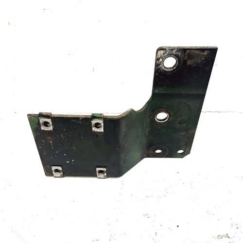 Used Fender Support Left Hand fits John Deere 655 755 855 M90319 Used Fender Support Left Hand fits John Deere 655 755 855 M90319