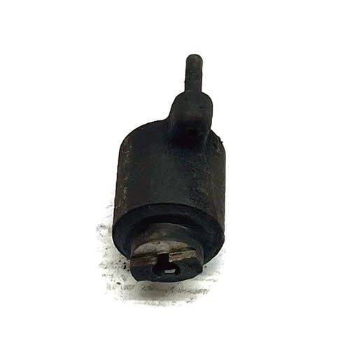 419447 | Throttle/Cruise Lever Pivot | John Deere 655 755 855 |  | M90597