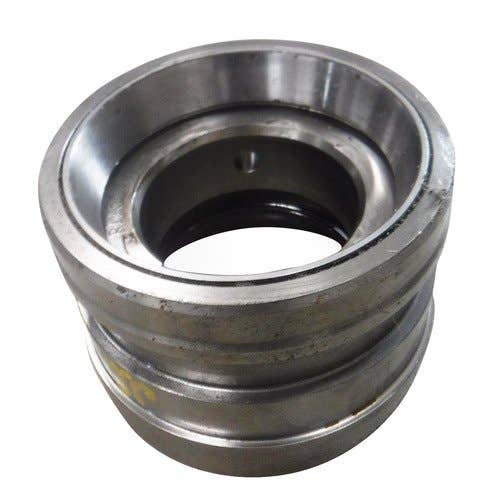 411091 | PTO Sleeve | John Deere 8100 8100T 8110 8110T 8120 8120T 8130 8200 8200T 8210 8210T 8220 8220T 8225R 8230 8230T 8235R 8245R 8260R 8270R 8285R 8295R 8295RT 8300 8300T 8310 8310R 8310RT 8310T 8320 8320R 8320RT 8320T 8330 8330T 8335R |  |  R115450