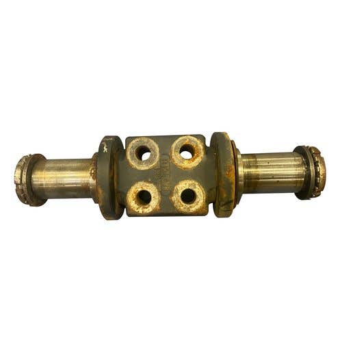 409466 | Mid-Roller Spindle | John Deere 8120T 8220T 8230T 8320T 8330T 8420T 8430T 8520T |  | R194071