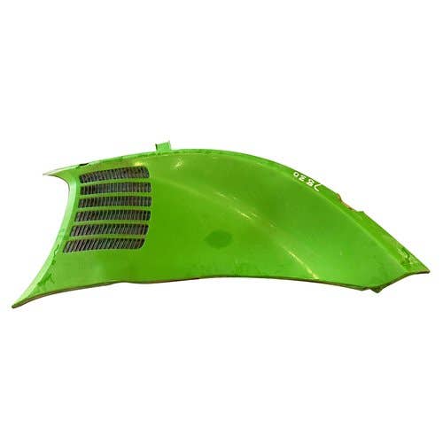 427555 | Engine Side Panel | Right Hand | John Deere M4030 M4040 M4040DN 4720 4730 4830 7185J 7195J 7200J 7205J 7210J 7215J 7225J 7230J 7630 7715 7720 7730 7815 7820 7830 7920 7930 |  | R270020 | R299281