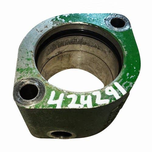 424291 | Pump Inlet W/Port | John Deere 7200R 7215R 7230R 7260R 7280R |  | R325460 | R325462