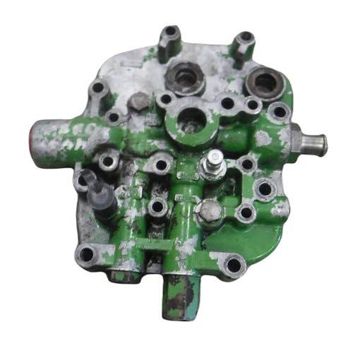 Used Clutch Oil Pressure Regulating Valve Assembly fits John Deere 4030 4230 4430 R51931 R51855 AR71960 Used Clutch Oil Pressure Regulating Valve Assembly fits John Deere 4030 4230 4430 R51931 R51855 AR71960