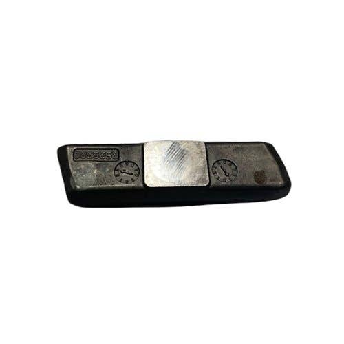 411578 | Valve Bridge | John Deere 6068 |  | R526389