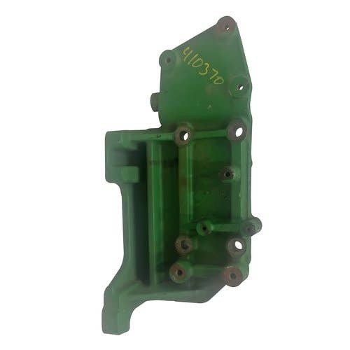 Used Venturi Bracket fits John Deere 9410R 9460R 9460RT 9510R 9510RT 9560R 9560RT S680 S680HM S685 S685HM S690 S690HM 6135 R540007, R528579 Used Venturi Bracket fits John Deere 9410R 9460R 9460RT 9510R 9510RT 9560R 9560RT S680 S680HM S685 S685HM S690 S690HM 6135 R540007, R528579
