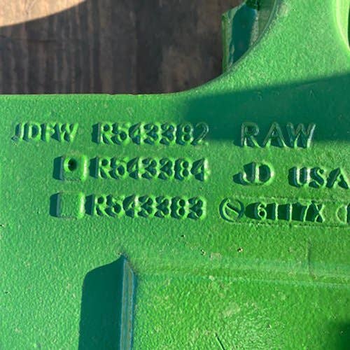 412335 | Gudgeon | Standard | John Deere 9370R 9420R 9420RX 9470R 9470RX 9520R 9520RX 9570R 9570RX 9620R 9620RX |  | R543384