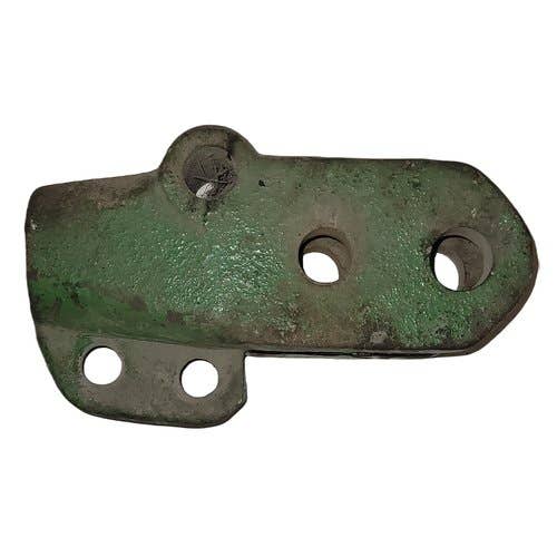 412348 | Lift Link Yoke | John Deere 2520 3020 4000 4020 4030 4040S 4050 4240S 4250 4440 |  | R56931