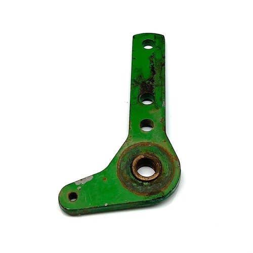 425375 | Selective Control Valve Lever Bellcrank | John Deere 850 950 1050 |  | R67658