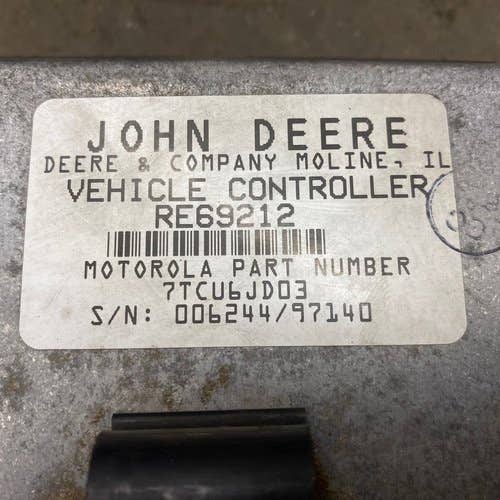407388 | Vehicle Controller | Transmission | John Deere 7610 7710 7810 |  | RE150602, RE69212