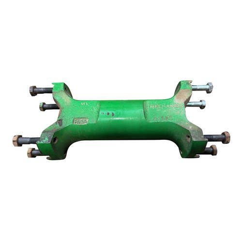 426012 | Universal Drive Shaft | John Deere 7210 7410 7510 |  | RE165162 | 84550