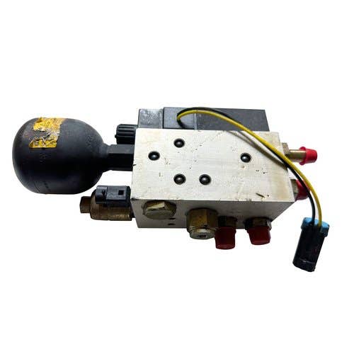 427939 | Seat Control Valve | John Deere 7630 7720 7730 7820 7830 7920 7930 8130 8230 8330 8430 8530 |  | RE211710