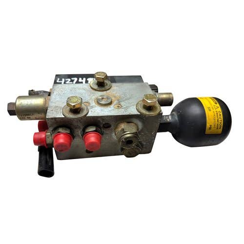 427488 | Seat Control Valve | John Deere 9120 9220 9320 9420 9520 9620 |  | RE212611