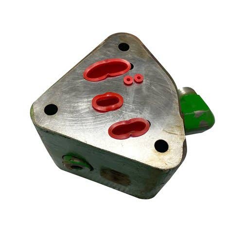 409613 | Valve Stack Spacer | John Deere 7630 7730 7830 7930 |  | RE254024